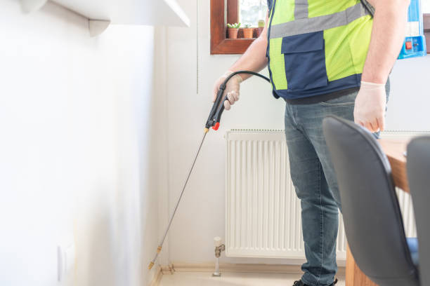 Best Residential Pest Control  in Evergreen, MT